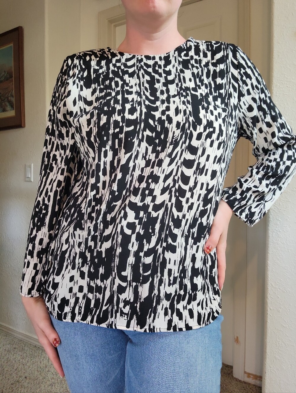Renee C. Black and White Print Tunic Blouse Women's Size M